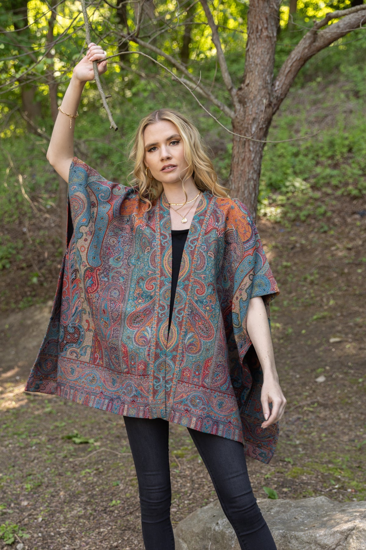 Saachi Regal Rococo Poncho